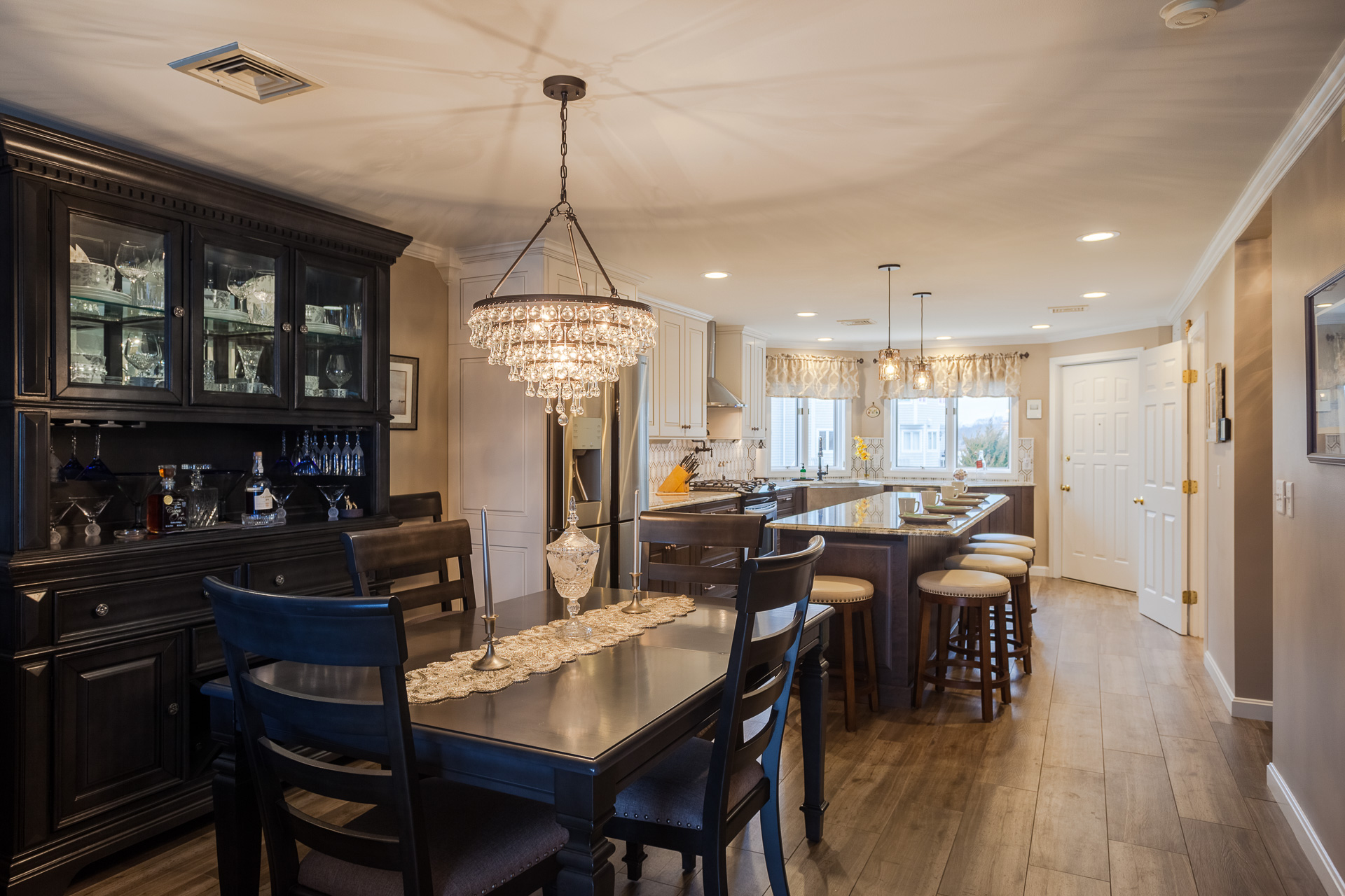 open concept dining room and kitchen