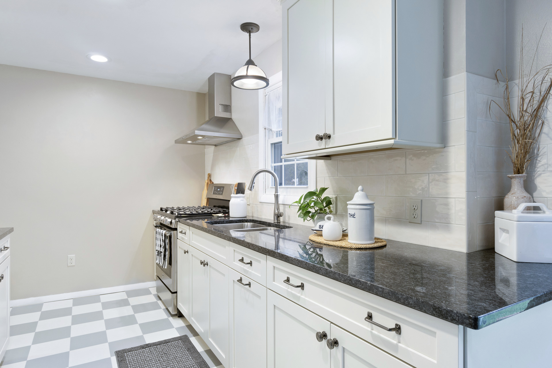 Galley-Kitchen-Remodel-Waypoint-Cabinets-8