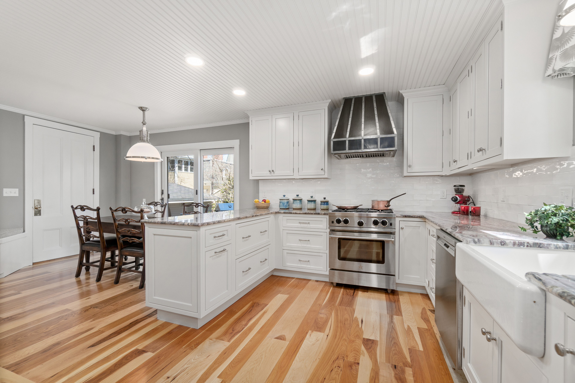 Historic Newport Chef Kitchen