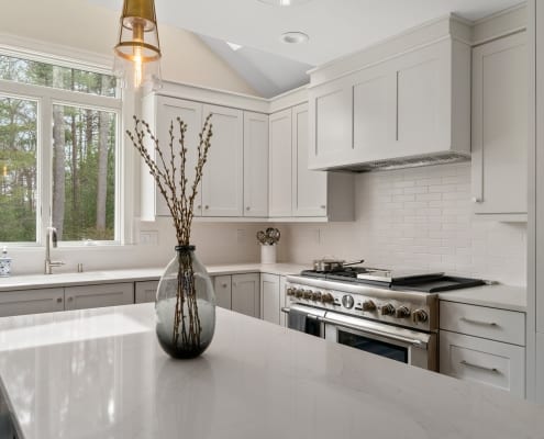 Traditional-Foxboro Kitchen Oyster White