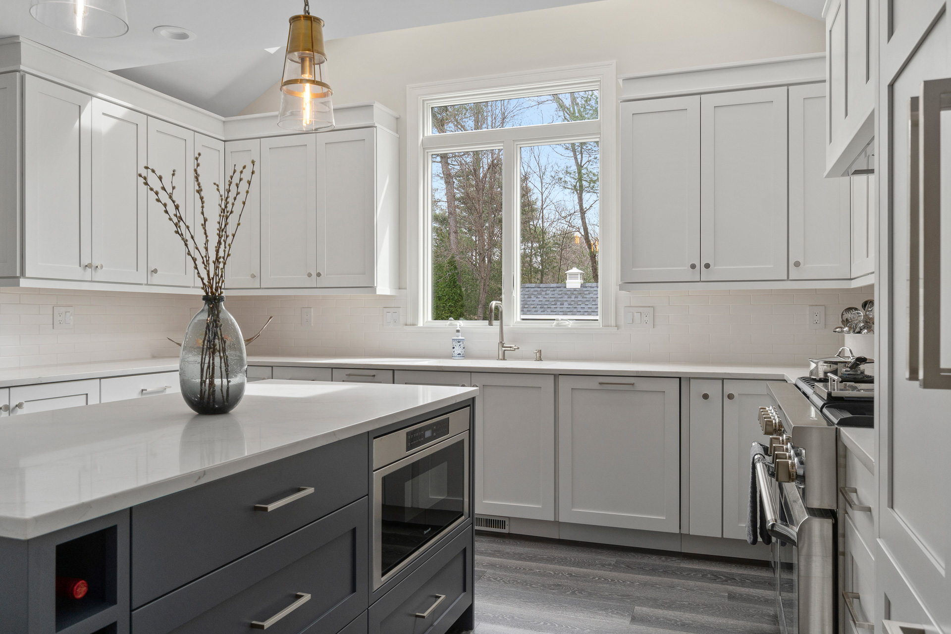 Traditional Foxboro-Kitchen-Thermador Warming Drawer