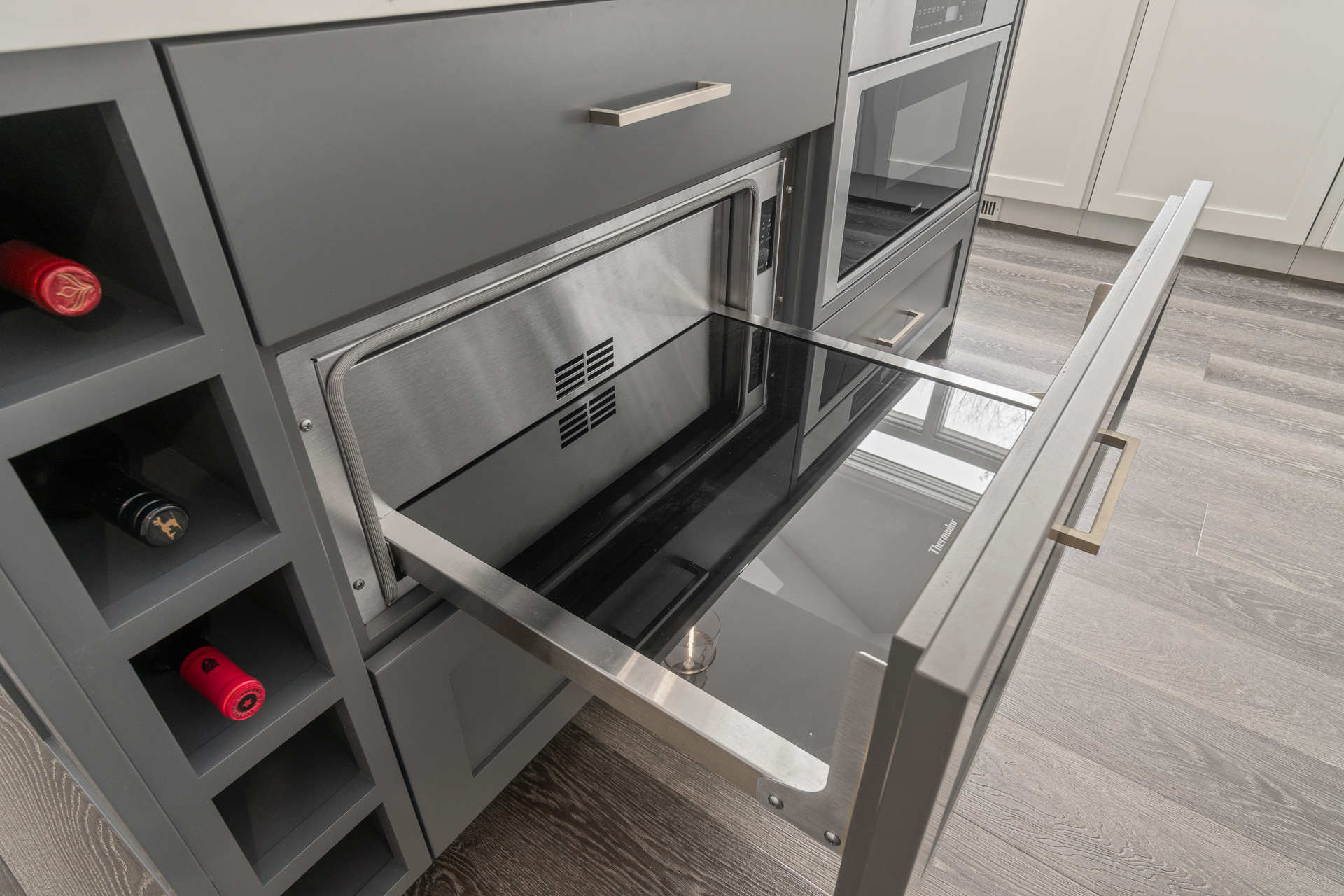 Traditional Foxboro Kitchen-Warming Drawer Thermador