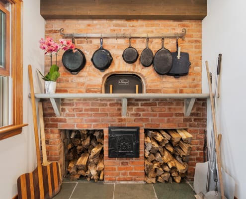 brick-oven-baking-room
