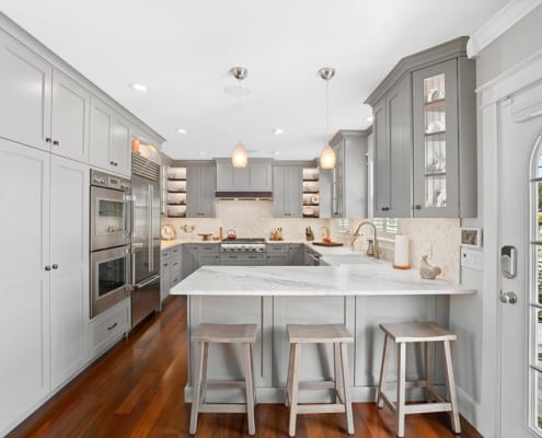 gray-transitional-kitchen