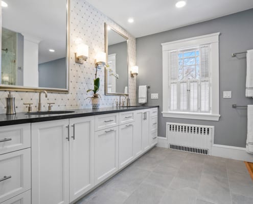 transitional-bath-historic-home